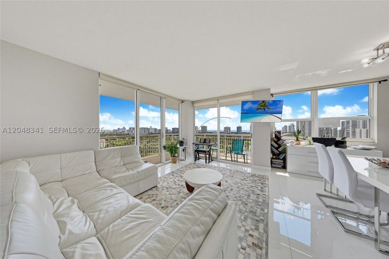 Comprar apartamento en Turnberry On The Green 2014