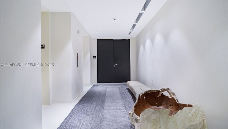 Comprar apartamento en One Thousand Museum 4401