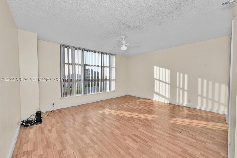 Alquiler de apartamento en Mystic Pointe 500 710