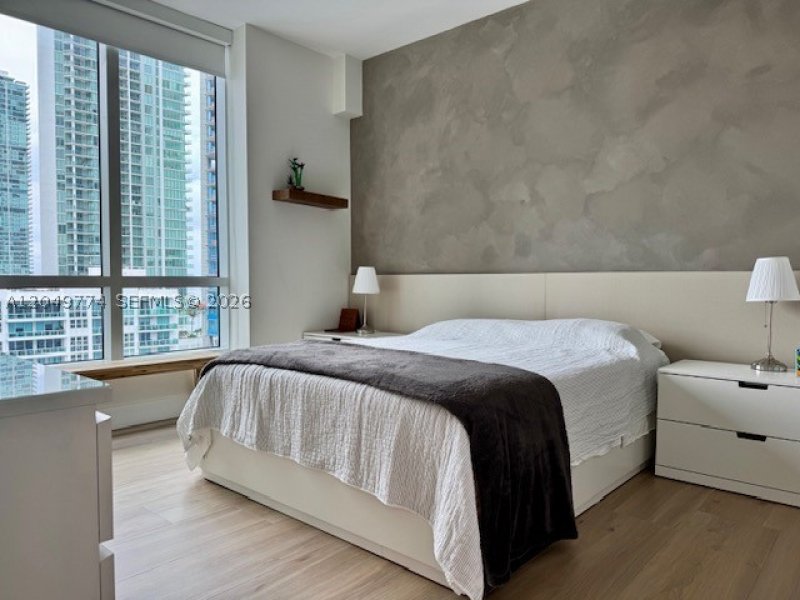 Condo for sale at The Crimson Miami 1205