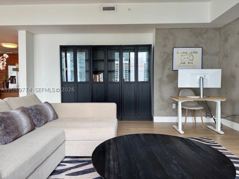 Condo for sale at The Crimson Miami 1205