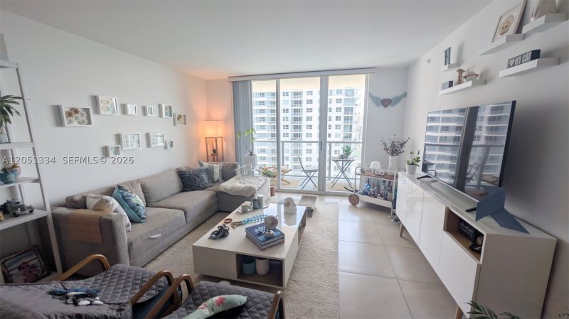 Alquiler de apartamento en Mark on Brickell 2508