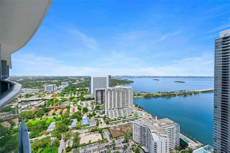 Paraiso Bayviews Apt #3804