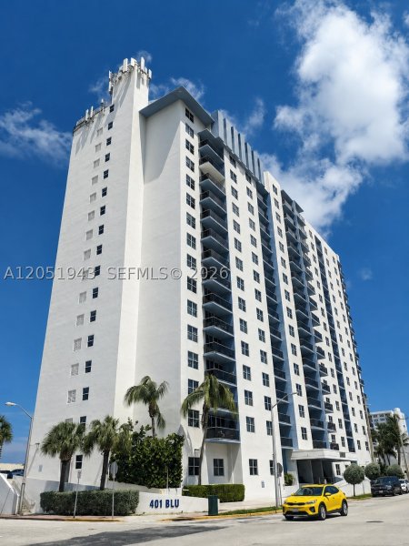 Apartment for rent at 401 Blu 1411
