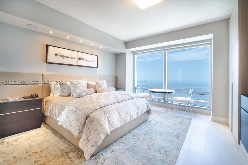 Four Seasons Millenium Tower I Apt #PH3AB