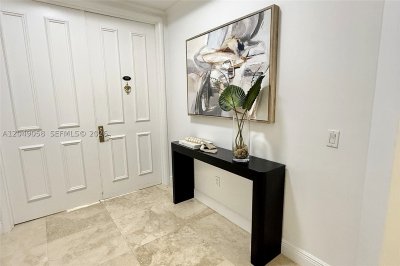 Milano Apt #502