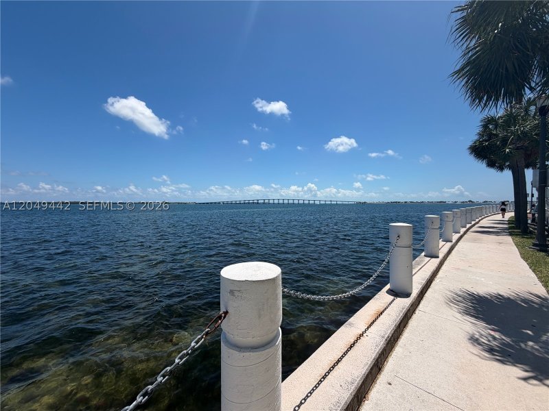Alquiler de apartamento en Bayshore Place 1005C