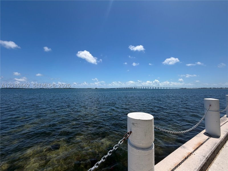 Alquiler de apartamento en Bayshore Place 1005C