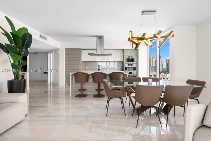 Condo for sale at Parque Towers at St. Tropez 5-1708