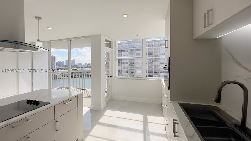 Apartment for rent at Del Prado South Tower 1601
