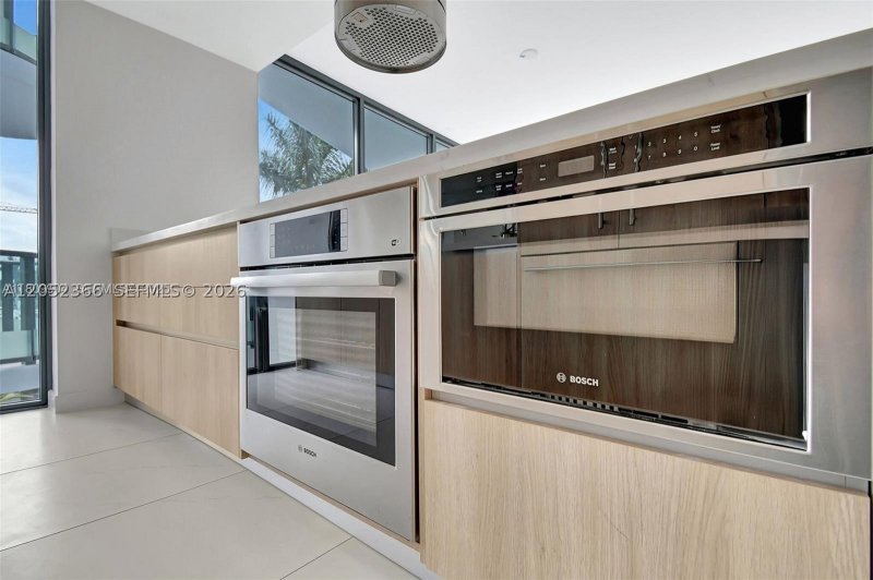 Condo for sale at Alana Bay Harbor Island 401