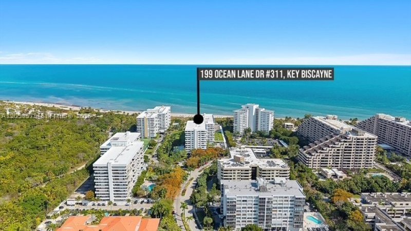Apartment for rent at Commodore Club South 311