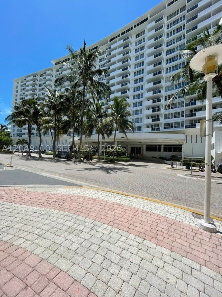 Apartment for rent at Decoplage 909