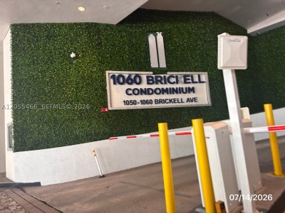 Avenue on Brickell 1050 Tower Apt #1520
