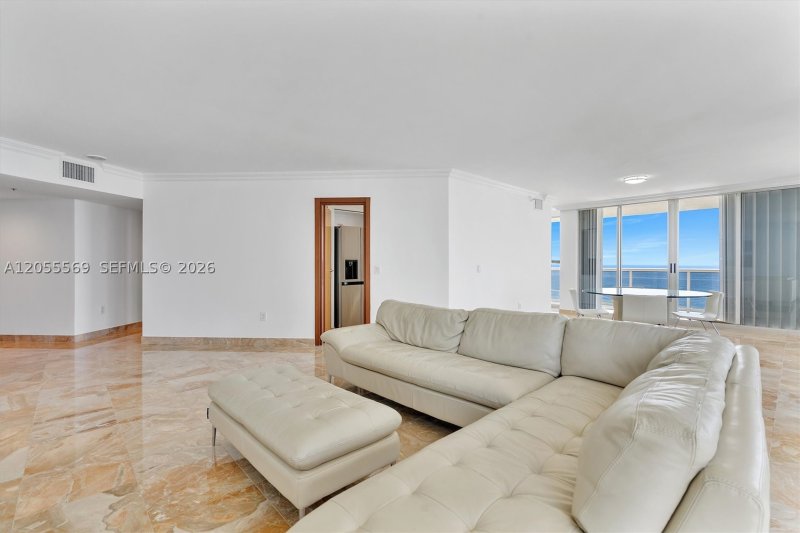 Condo for sale at Sands Pointe 1207