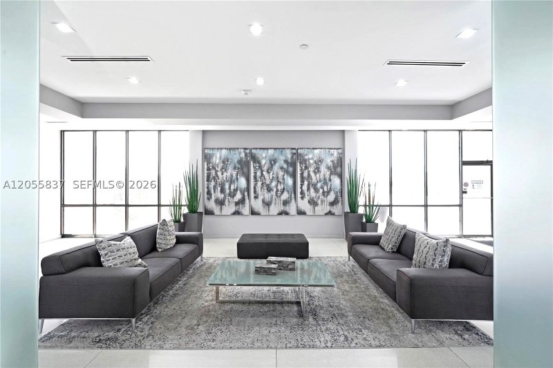 Condo for sale at Coronado I 433