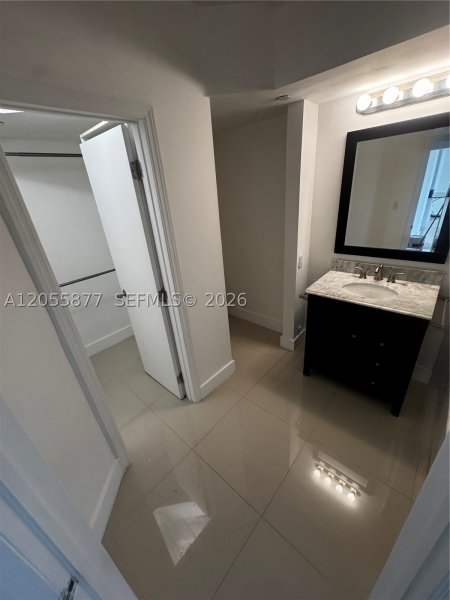 Apartment for rent at Waverly 2105