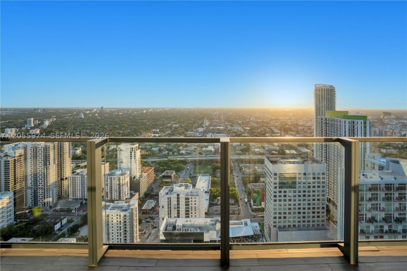 Comprar apartamento no Brickell City Centre Rise PH 4303