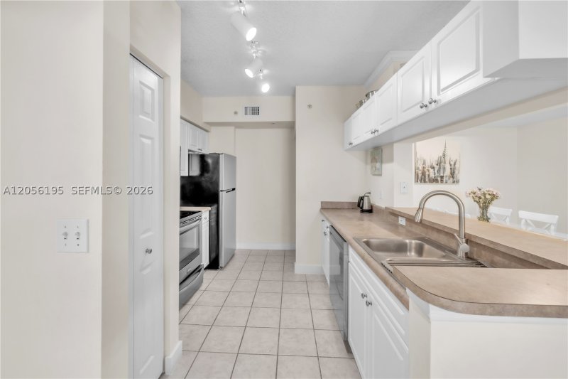 Apartment for rent at Porto Bellagio 4304