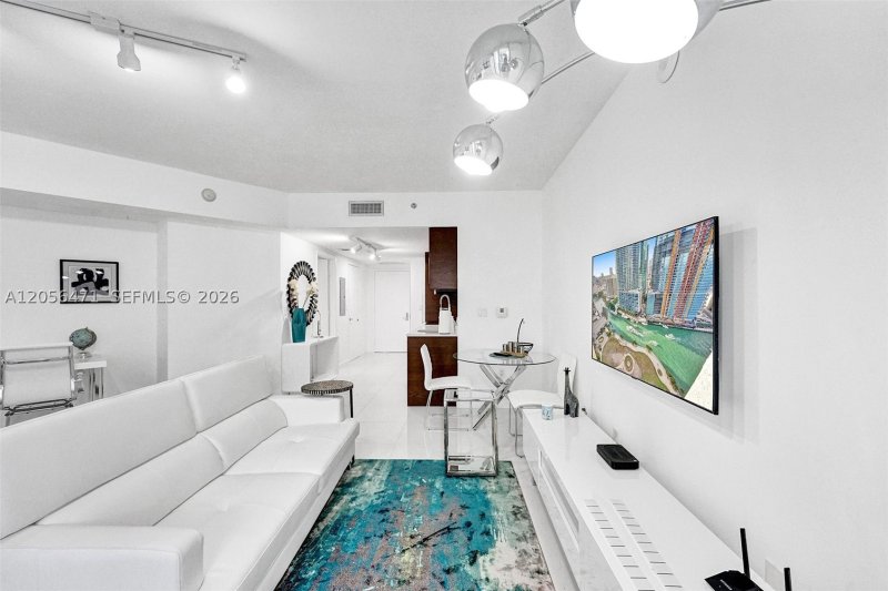 Apartment for rent at Icon Brickell Tower I 2708