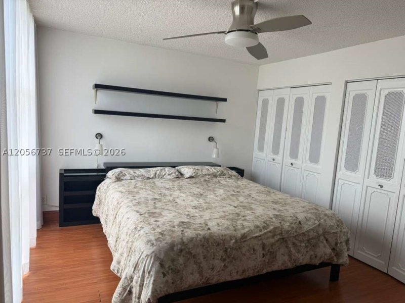 Condo for sale at Plaza of the Americas 709