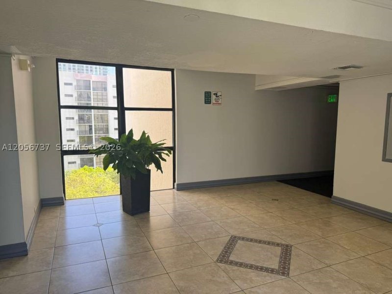 Condo for sale at Plaza of the Americas 709