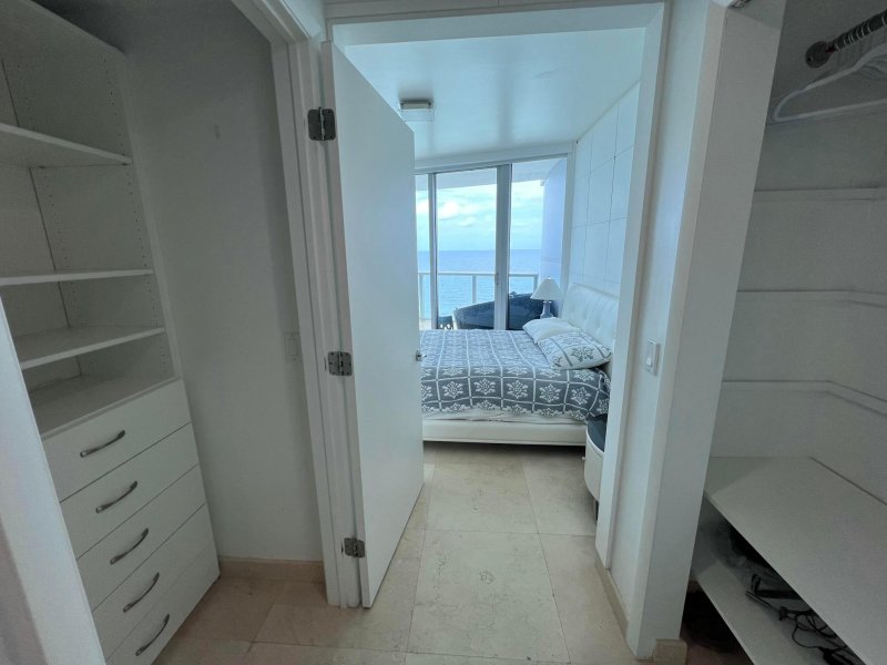 Alquiler de apartamento en Jade Beach 1806