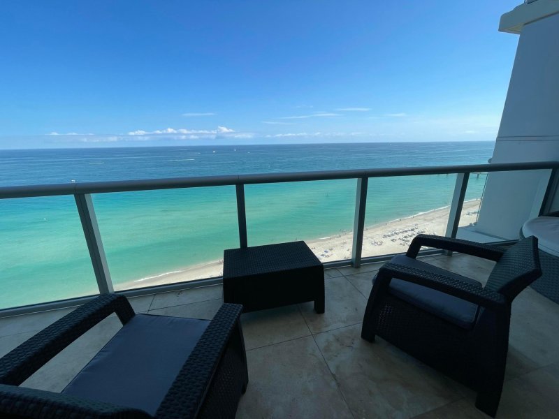 Alquiler de apartamento en Jade Beach 1806