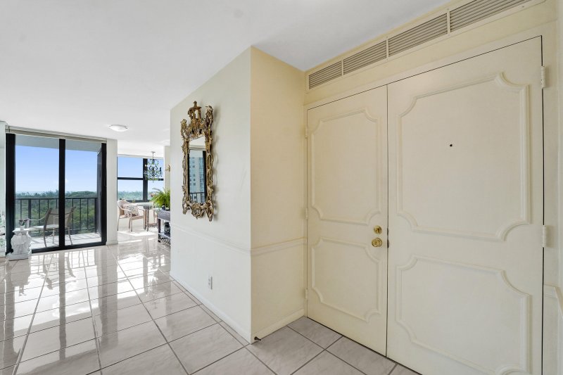 Condo for sale at The Corinthian 10E