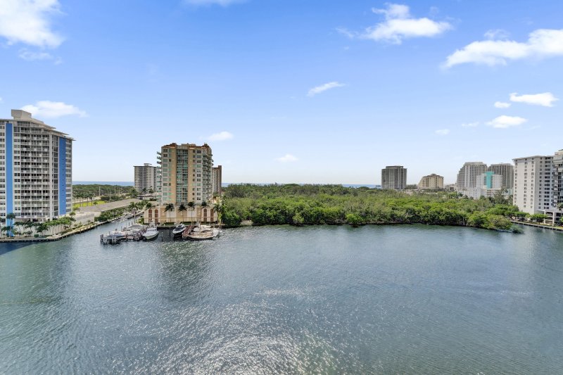 Condo for sale at The Corinthian 10E