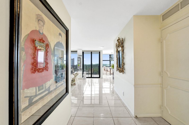 Condo for sale at The Corinthian 10E