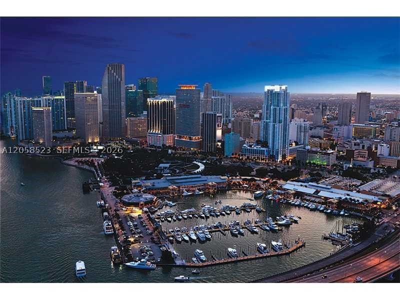 Apartment for rent at Vizcayne Everglades On The Bay 250