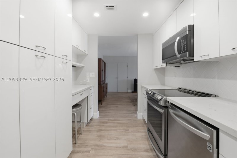 Comprar apartamento en Gables Waterway Towers 225