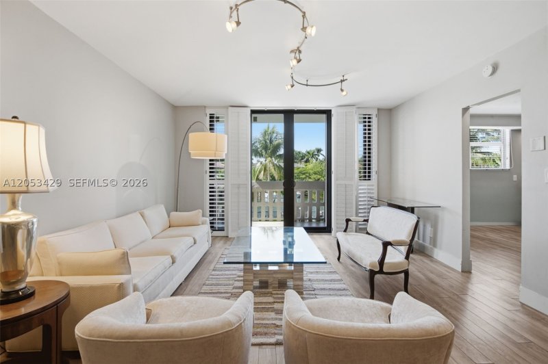 Comprar apartamento en Gables Waterway Towers 225