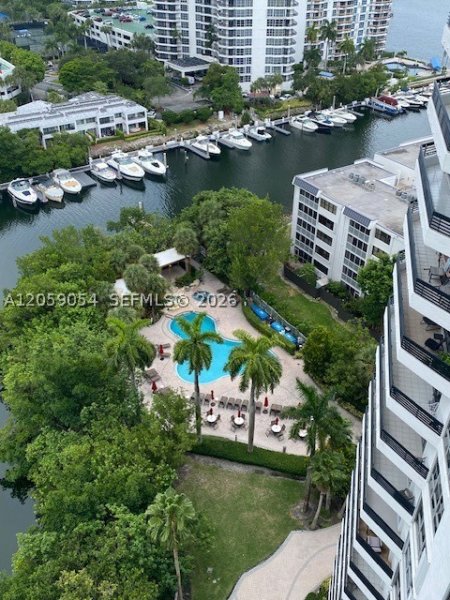 Condo for sale at Mystic Pointe 600 1910