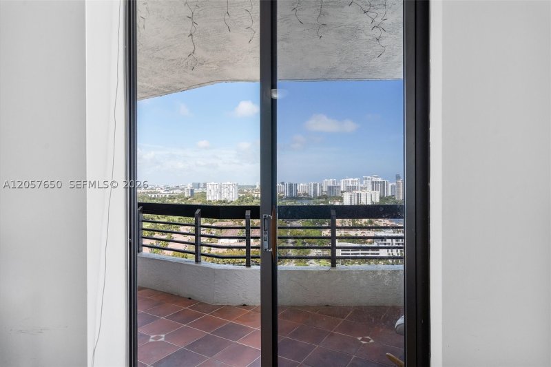 Alquiler de apartamento en Mystic Pointe 500 2907