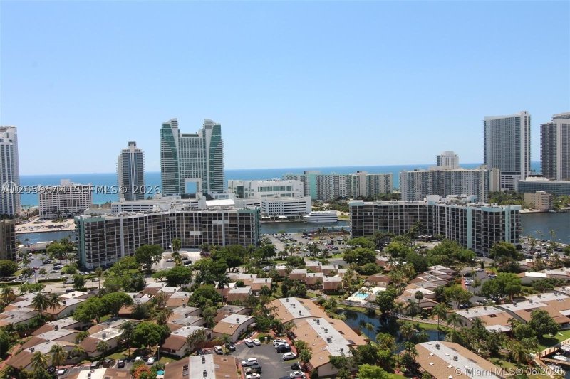 Apartment for rent at Olympus Condo 1804