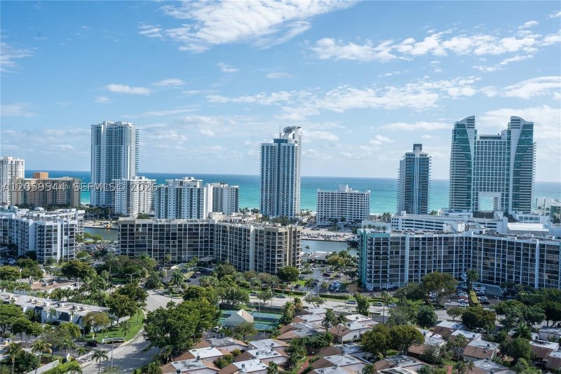 Apartment for rent at Olympus Condo 1804