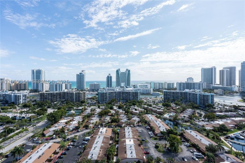 Apartment for rent at Olympus Condo 1804