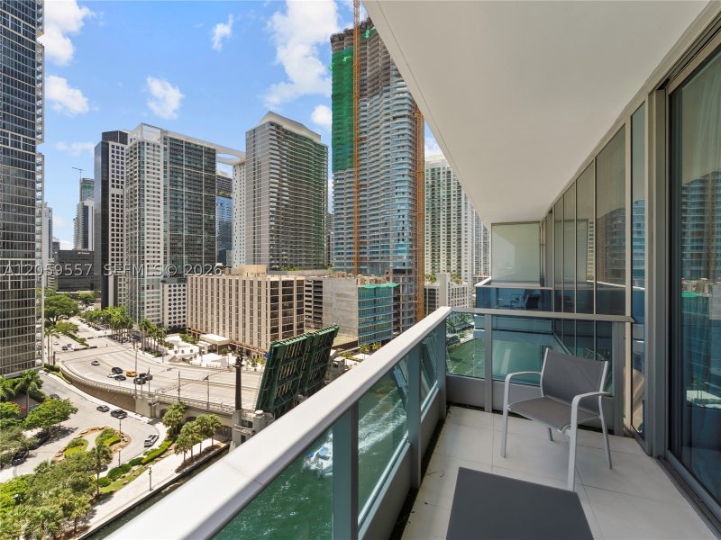 Condo for sale at Epic Miami 1407