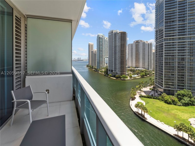 Condo for sale at Epic Miami 1407