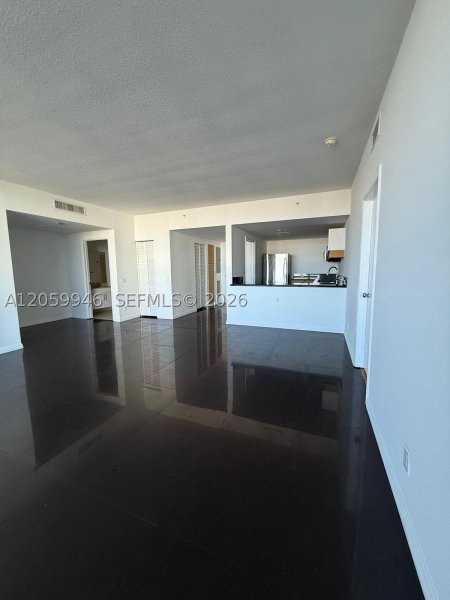 Comprar apartamento en Blue Bay Tower 802