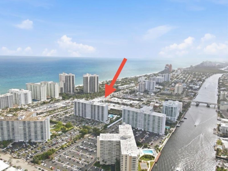 Coral Ridge Towers South Apt #1418