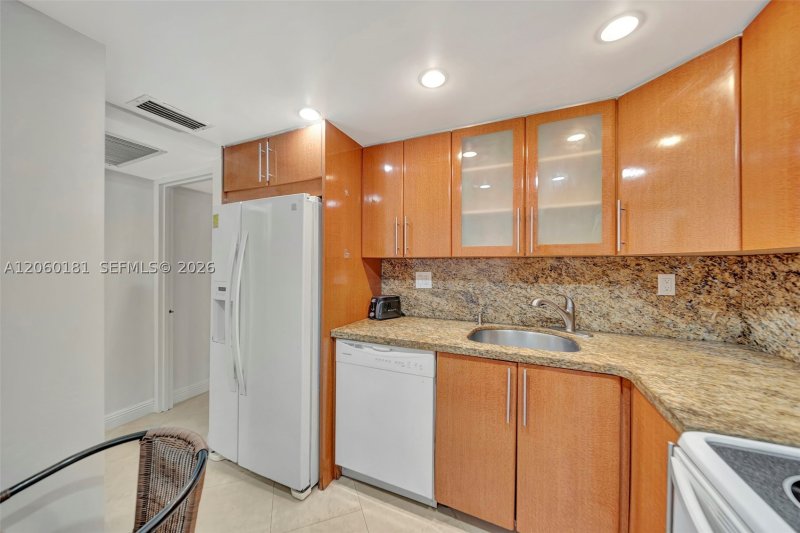 Alquiler de apartamento en Avila Condo 220