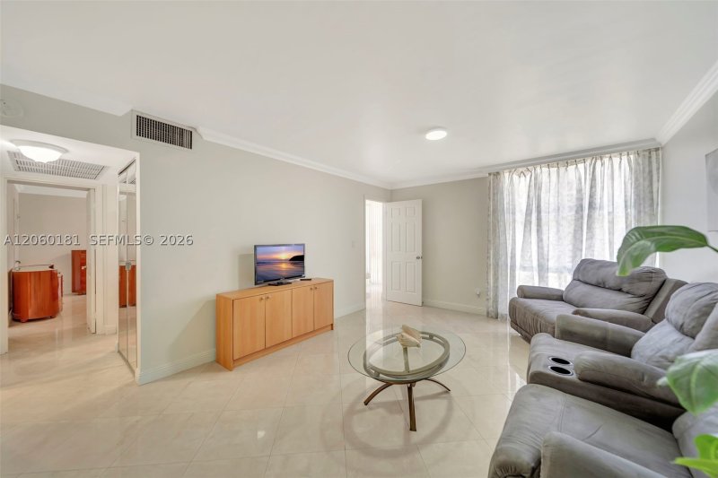 Alquiler de apartamento en Avila Condo 220