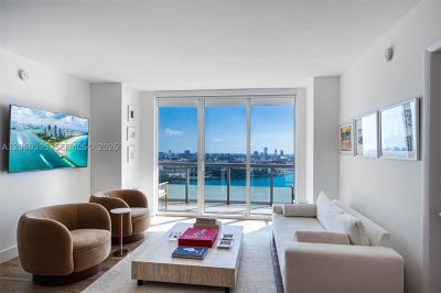50 Biscayne Apt #2706