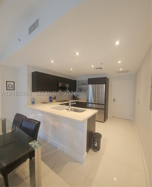 Apartment for rent at The Ivy 3104