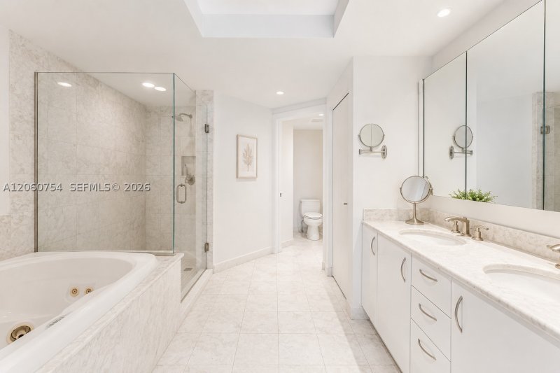 Condo for sale at Jade Brickell 2805