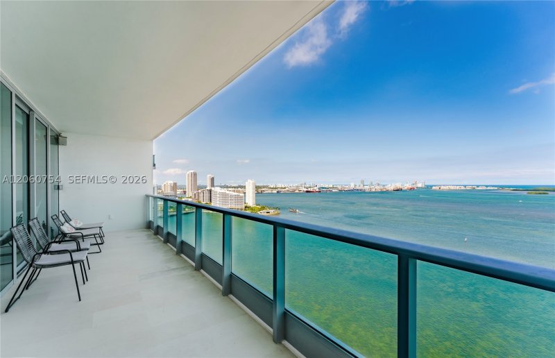 Condo for sale at Jade Brickell 2805