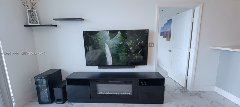 Comprar apartamento en 360 Condominium East 708